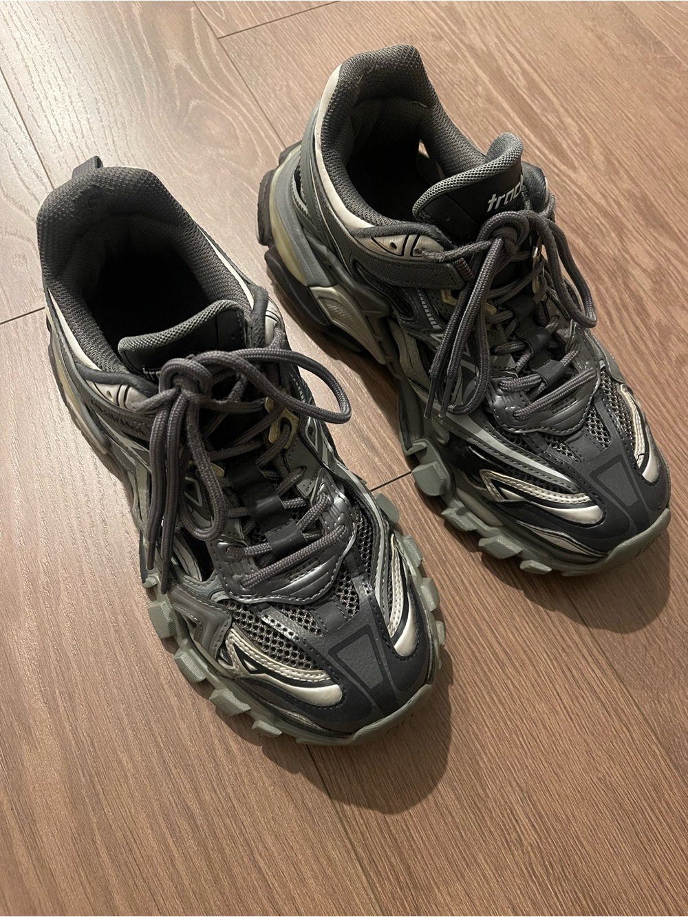 Balenciaga Track 2 Gray and Black Sneakers - Picture 2 of 9